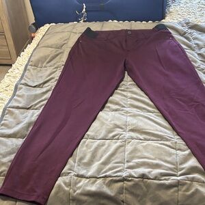 Simply Vera Vera Wang Plum Skinny Pants
